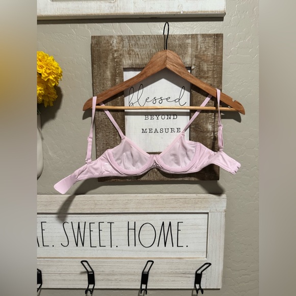 Skims fits everybody unlined demi bra in cherry blossom sz 30A - Picture 6 of 8